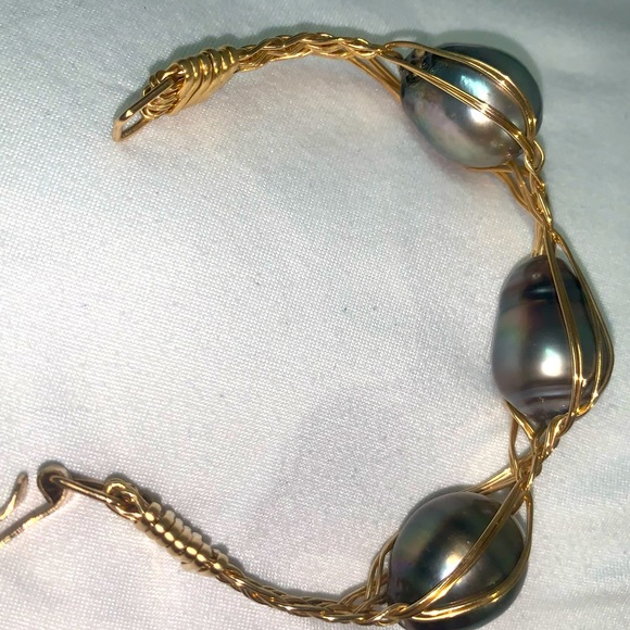 Handwoven 14k gold filled wire with Tahitian pearl cluster - Picture 13 of 13